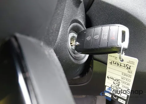 2019 Kia Sorento 2.4L Lx from USA, damaged, VIN 5XYPG4A39KG595275